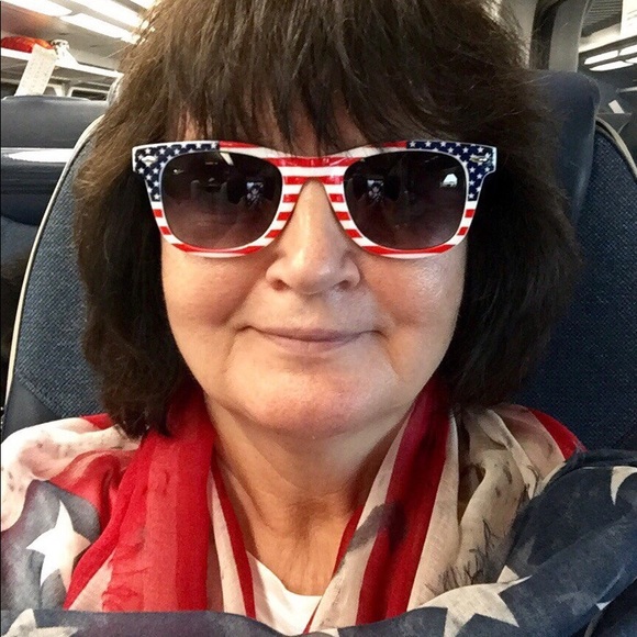 Meet your Posher, Lyudmila - Picture 1 of 1